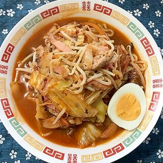 ピリ辛野菜炒め味噌ラーメン